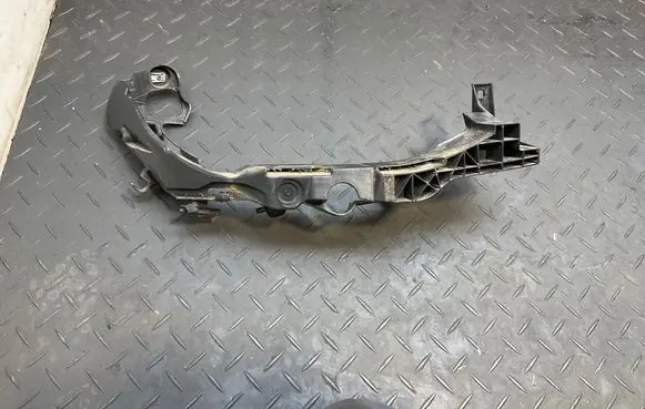 BMW 3 E92 E93 Headlight/headlamp mounting bracket 7227926