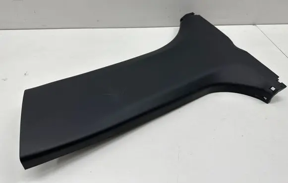 (B) pillar trim (bottom)