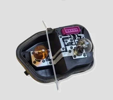 Renault Megane III Tail light bulb cover holder 89076149