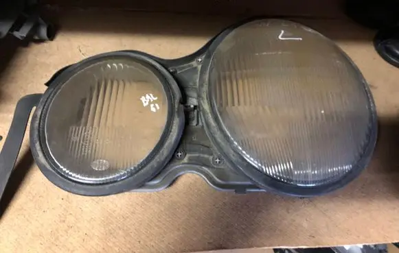 Mercedes-Benz E W210 Headlight lense 14433500 2108200366