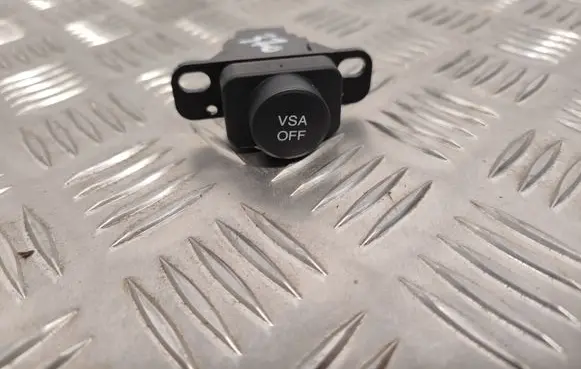 Honda Civic ESP (stability program) switch M30489
