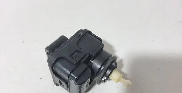 Audi A3 S3 8L Headlight level adjustment motor 8L0941295