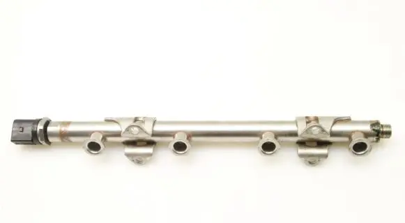 Audi A3 S3 8V Fuel main line pipe 04E133320D