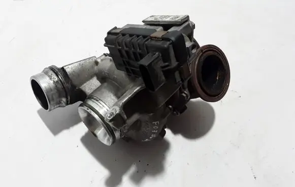 BMW 5 GT F07 Turbo 7799759