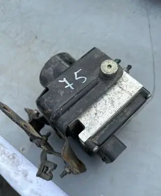 Peugeot 407 ABS Pump 15710601