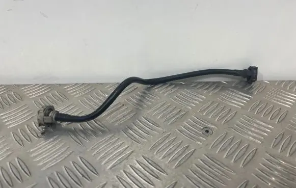 Audi A6 S6 C7 4G Engine coolant pipe/hose 4G0121081AE