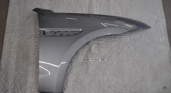 Jaguar F-Pace Fender HK8316A182