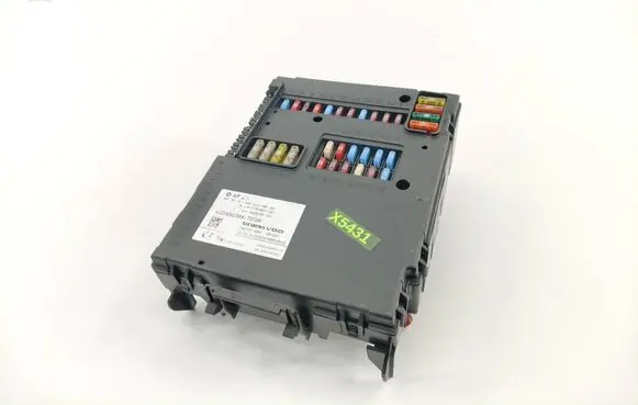 Smart ForTwo II Fuse box set A4515401150