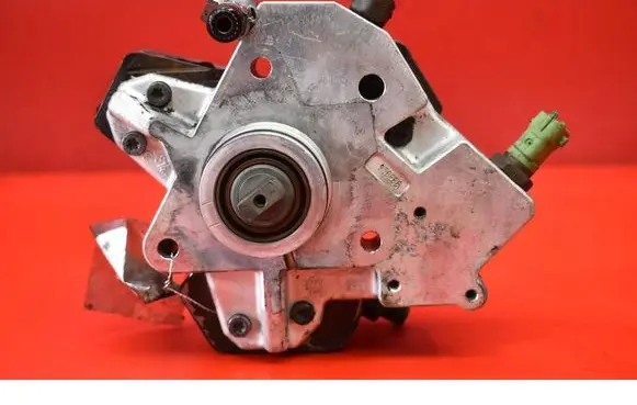 Volvo S60 Fuel injection high pressure pump 0445010111