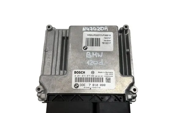 BMW 1 E82 E88 Engine control unit/module 7810000 0281015075