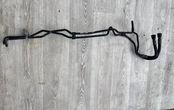 BMW X1 E84 Engine coolant pipe/hose 7572713 7572714 17227572713