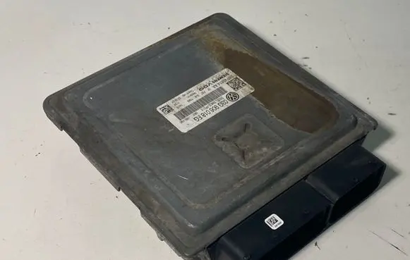 Volkswagen PASSAT B6 Engine control unit/module 03G906018FG 5WP45614AA