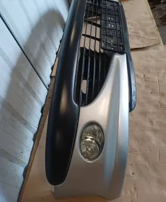 Peugeot 206 Front bumper 9630684077