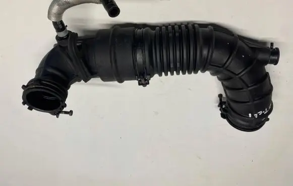 KIA Rio Air intake duct part 28138-H8300