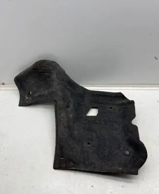 Mercedes-Benz V Class W447 Heat shield in engine bay A4476820062 A4476820062CC