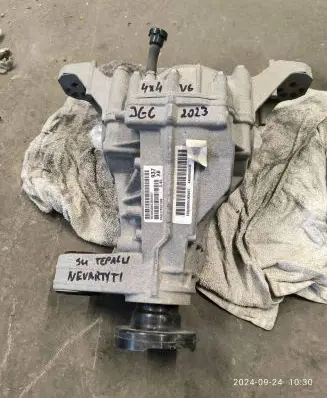 Jeep Grand Cherokee WL Rear differential P68378937AB 4460060836 T01UG0053K8457