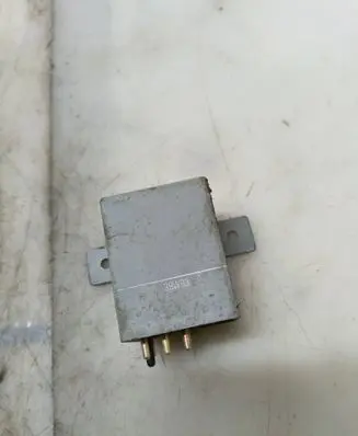 Mercedes-Benz E W124 Other relay 2018200205 58218002