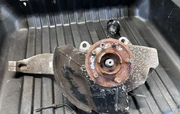 Land Rover Range Rover Sport L494 Front wheel hub spindle knuckle CPLA2K005AE DPLA3N129AC R80BA
