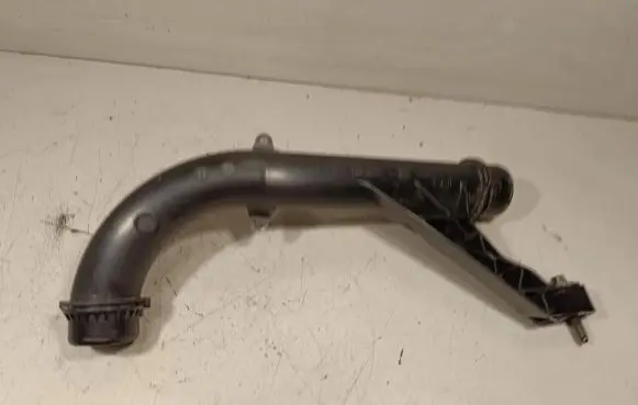 Mercedes-Benz E W213 Engine coolant pipe/hose A6542031302