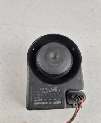 Audi A6 S6 C6 4F Alarm system siren 1K0951605C F005V00327
