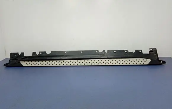 BMW X6 E71 Front sill (body part) 7184419
