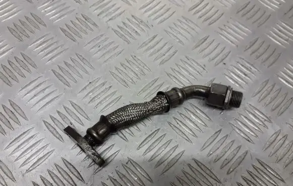 Volkswagen Polo IV 9N3 Turbo turbocharger oiling pipe/hose