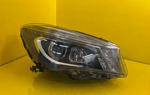 Mercedes-Benz CLA C117 X117 W117 Headlight/headlamp A1179067000