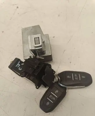 Citroen C4 Grand Picasso Ignition lock 9800630080 2014DP0793 20160503