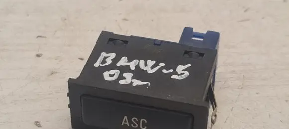 Traction control (ASR) switch