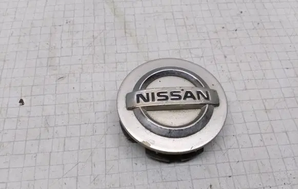 Nissan Almera Tino Original wheel cap 40342AV610