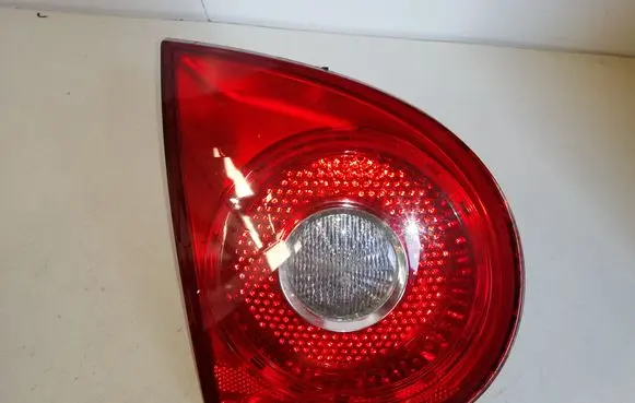 Volkswagen Golf V Tailgate rear/tail lights 1K6945093F