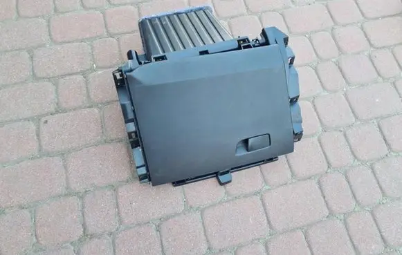 Renault Captur II Glove box 685005441R