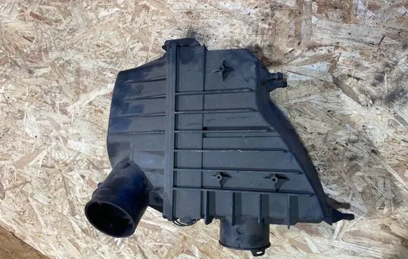 Ford Transit Air filter box 