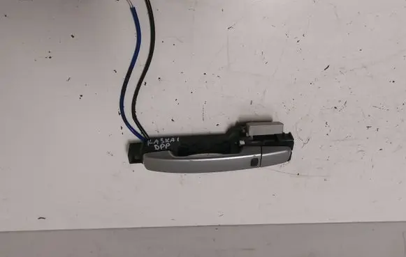 Nissan Qashqai Front door lock 80611EB300