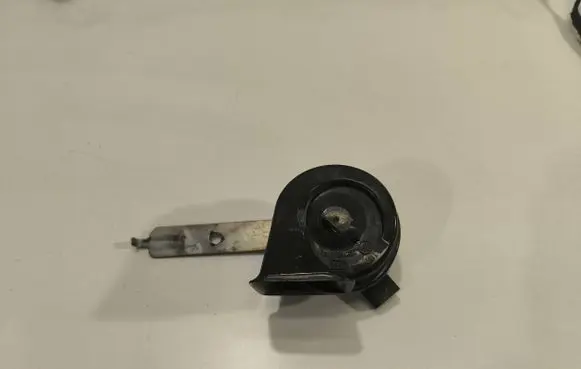 BMW X5M E70 Horn signal 7288095 6033FB2216