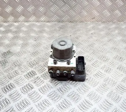 Tesla Model S ABS Pump 103779700D 0265956391