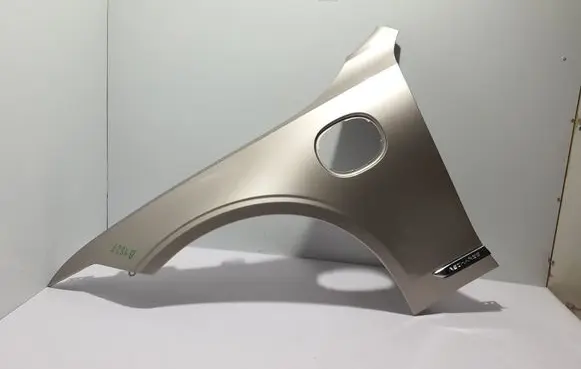 Volvo S90, V90 Fender 31651912