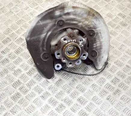 BMW X3 G01 Rear wheel hub 6871065 6871028