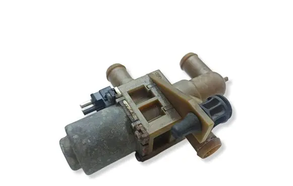 Mercedes-Benz Vito Viano W639 Coolant heater control valve 0018300684 1147412047 A0018300684