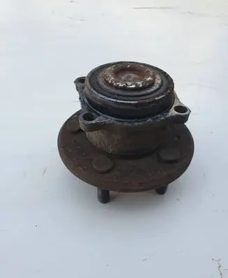 Tesla Model S Front wheel bearing hub 