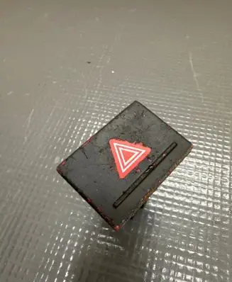 Volkswagen Touareg I Hazard light switch 7L6953235 16805
