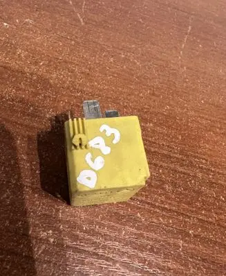 Mercedes-Benz A W169 Other relay A0025421419 D683