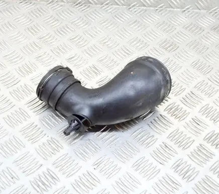 Maserati Ghibli Air intake duct part 70568491 670003846