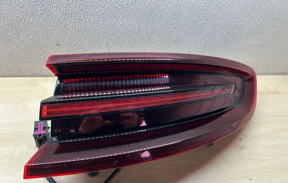 Porsche Macan (95B) Rear/tail lights 01149908