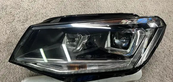 Volkswagen Caddy Headlight/headlamp 2K1941031B