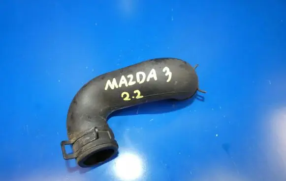 Mazda 3 II Engine coolant pipe/hose