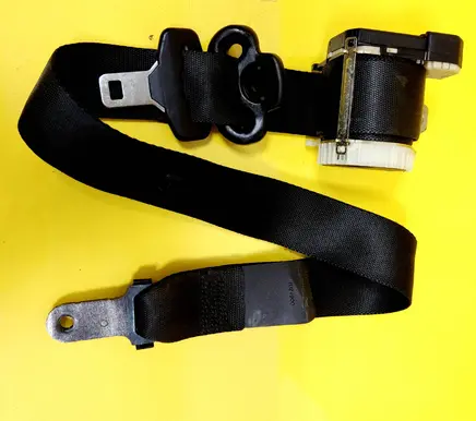 Ford Mondeo Mk III Front seatbelt 1S71-F6129