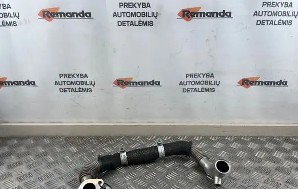 Iveco Daily 6th gen EGR valve line/pipe/hose 5801647605