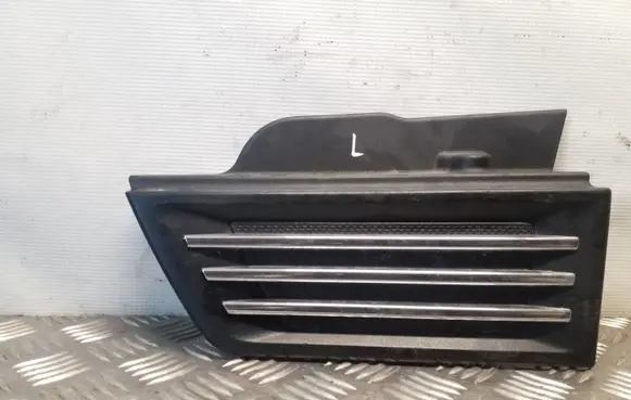 Dodge Nitro Fender trim (molding) 55157165AC