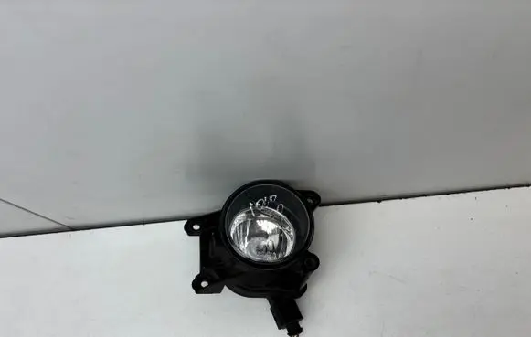 Volkswagen Polo III 6N 6N2 6NF Front fog light 96404600